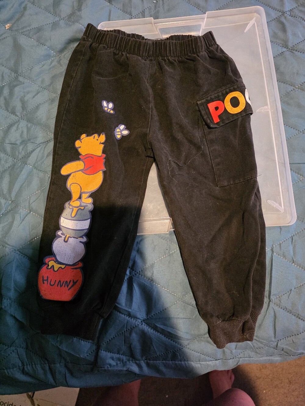 PatPat Black Winnie the Pooh Honey Graphic Joggers
